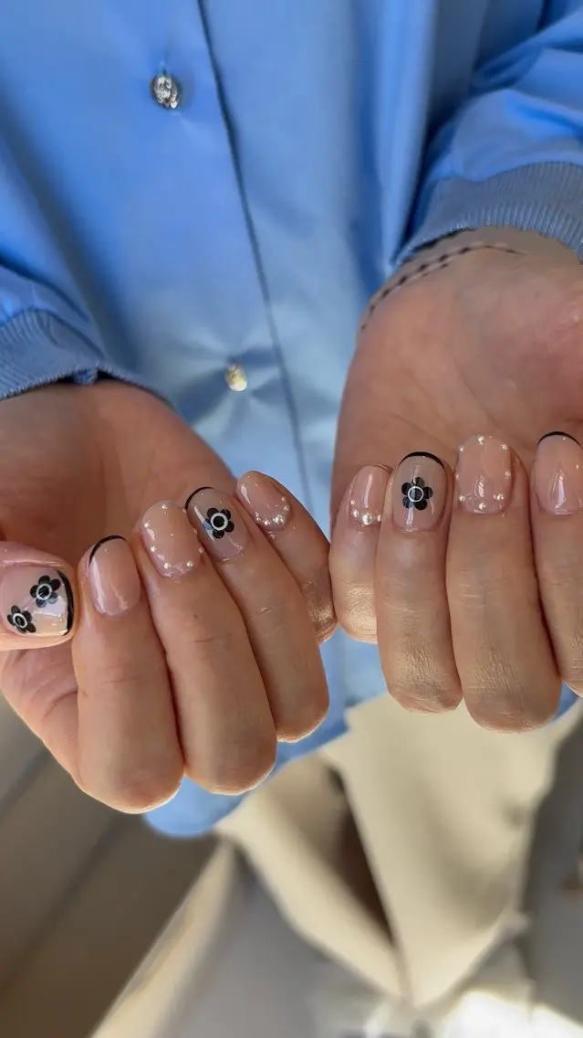 ネイル Nailroom tinoのネイルデザイン