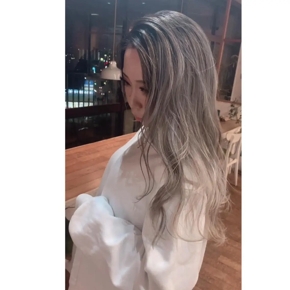 カラー バレイヤージュ ベージュカラー ブロンド ハイトーンカラー カット ヘアカラー トリートメント be yondのヘアスタイル