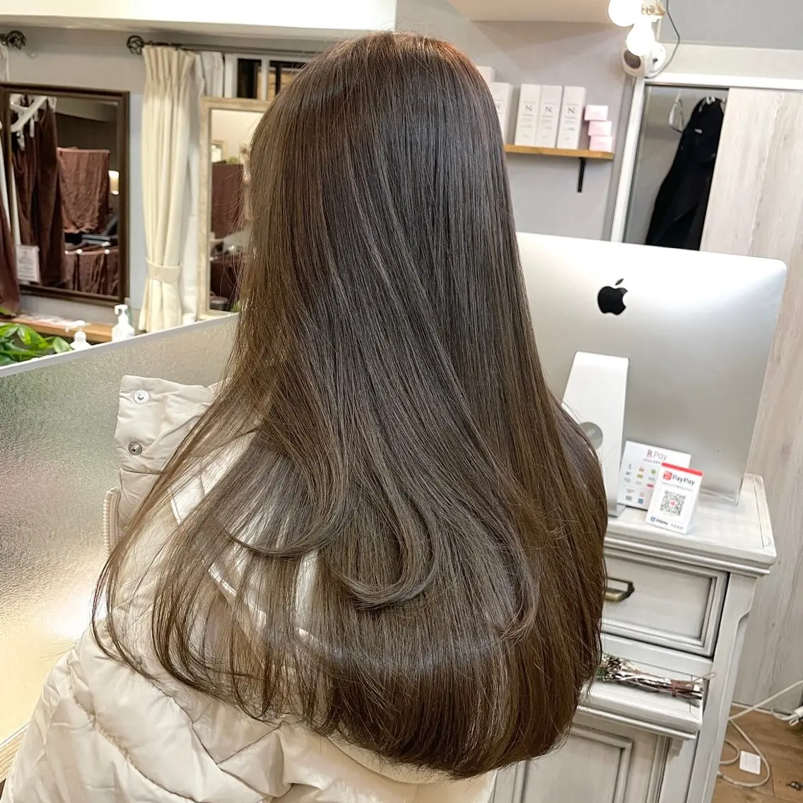 セミロング カラー ヘアアレンジ 新宿/レイヤー特化 韓国ヘア/海外ヘアのヘアスタイル