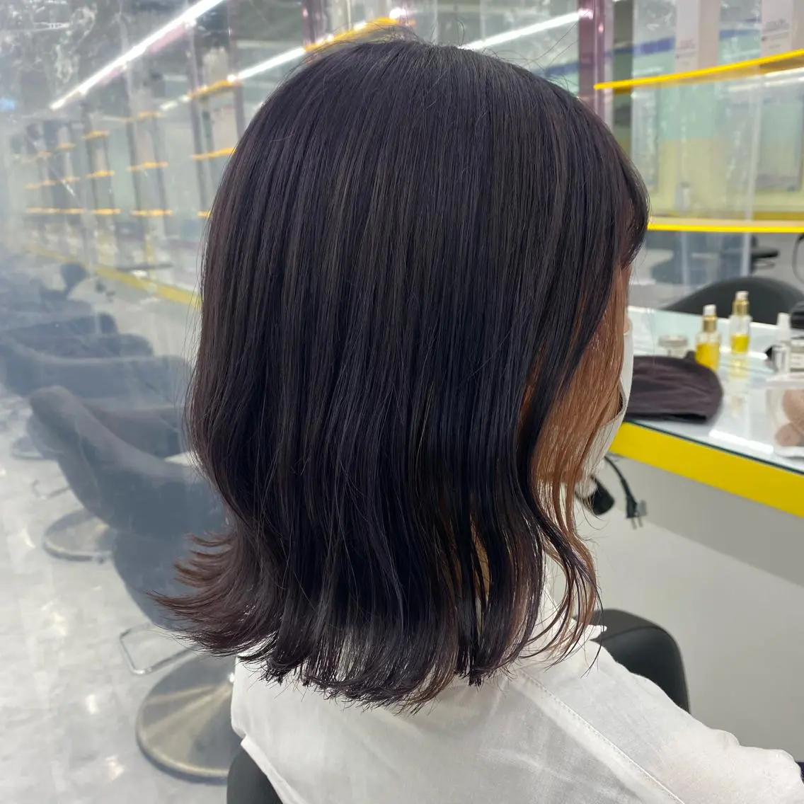 セミロング カラー ヘアアレンジ ヘアカラー トリートメント mai🍑暖色カラー /レイヤー💖のヘアスタイル