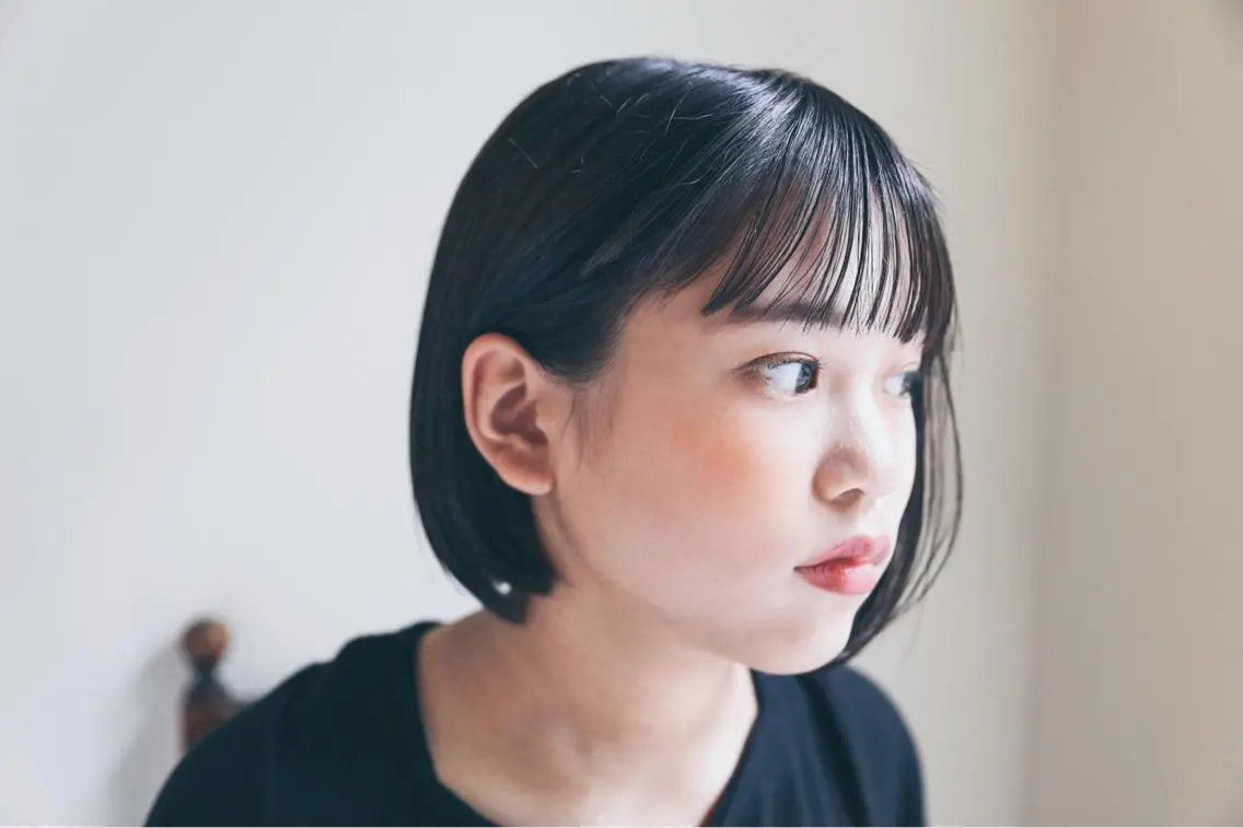 ショート カラー アッシュ 透明感カラー ボブ 大岩 茉愉のヘアスタイル