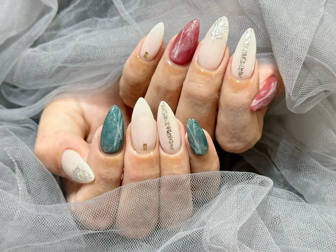 ネイル ブルー ピンク ハンドネイル Nail Salon KURELLYのネイルデザイン