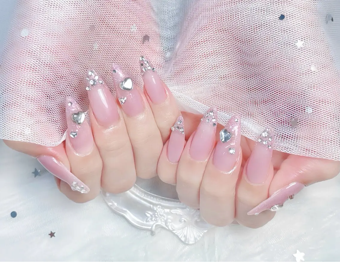 ネイル ハンドネイル THANHTHANH NAILのネイルデザイン