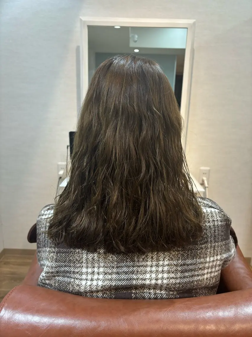 ロング 顔周りカット Circus 石原愛里のヘアスタイル