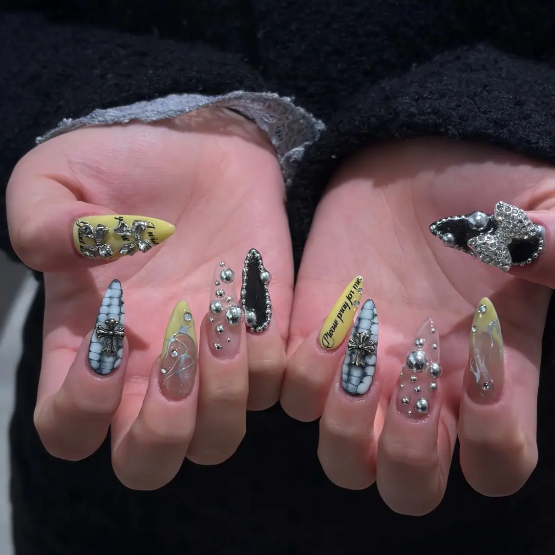ネイル ハンドネイル 🐬Cxxu° Nail✝️のネイルデザイン