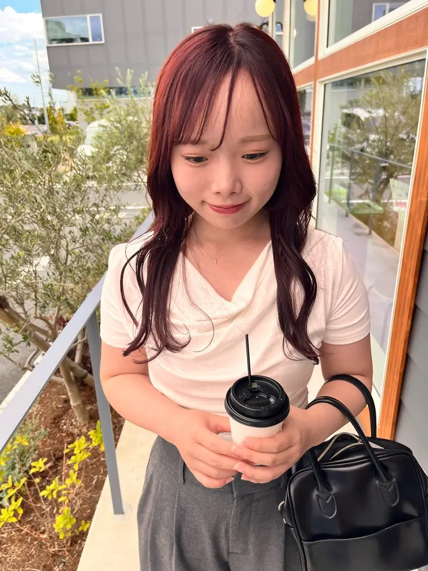 ロング カラー 吉水 果穂のヘアスタイル
