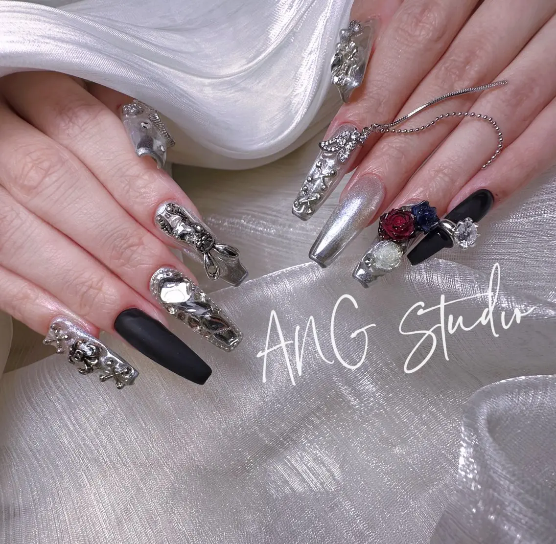 ネイル ハンドネイル ハンドケア ANG Studioのネイルデザイン