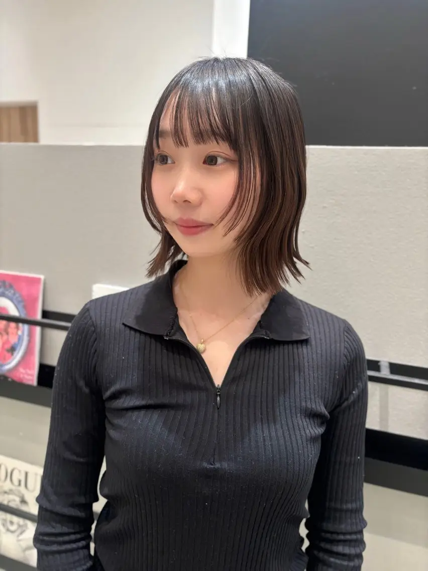 ミディアム カラー 顔まわりレイヤー 顔周りカット レイヤーカット カット ヘアカラー 透明感カラー/ レイヤーkotonoのヘアスタイル