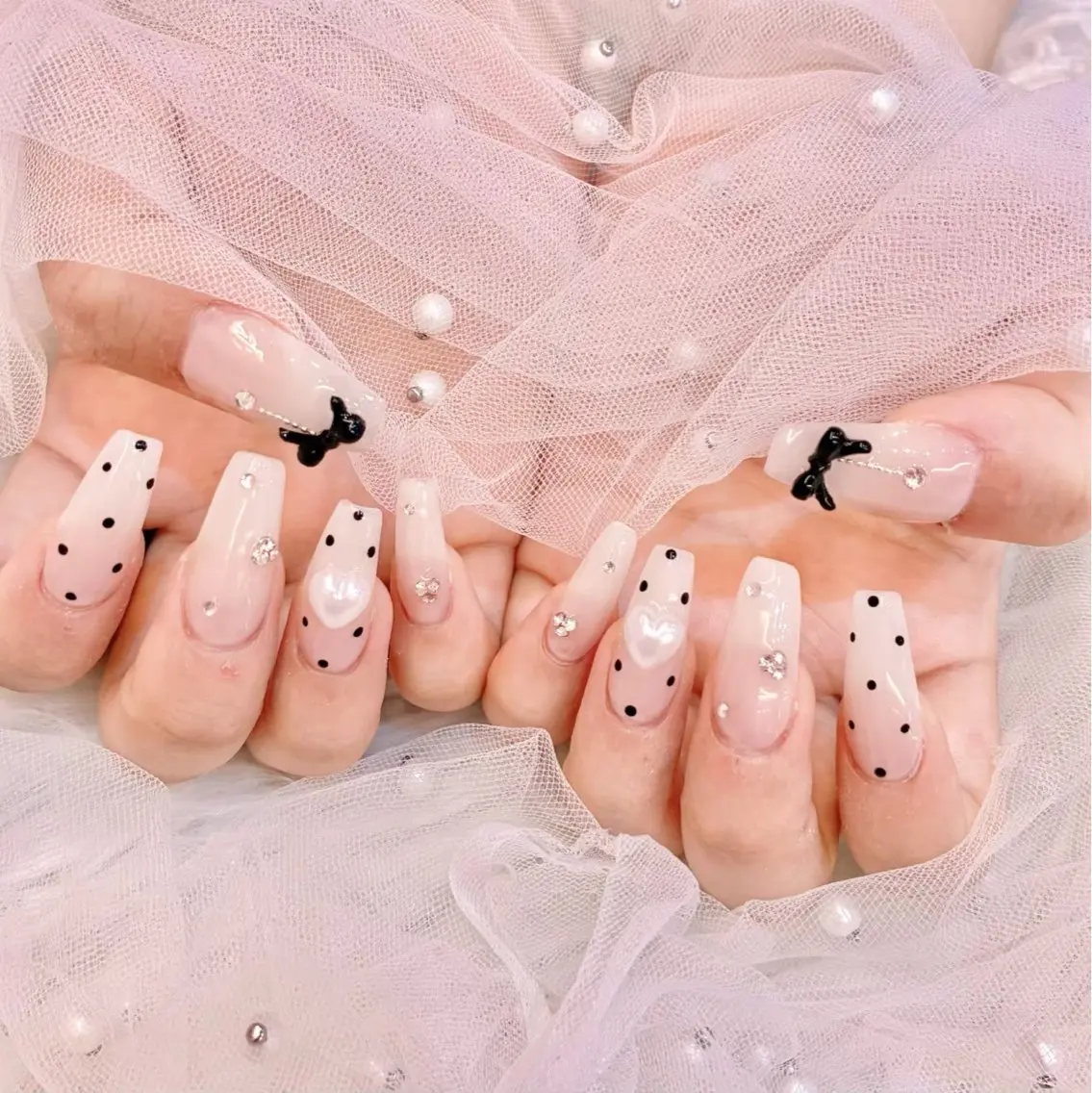ネイル ジェルネイル ネイルチップ KIREIE NAILSのネイルデザイン