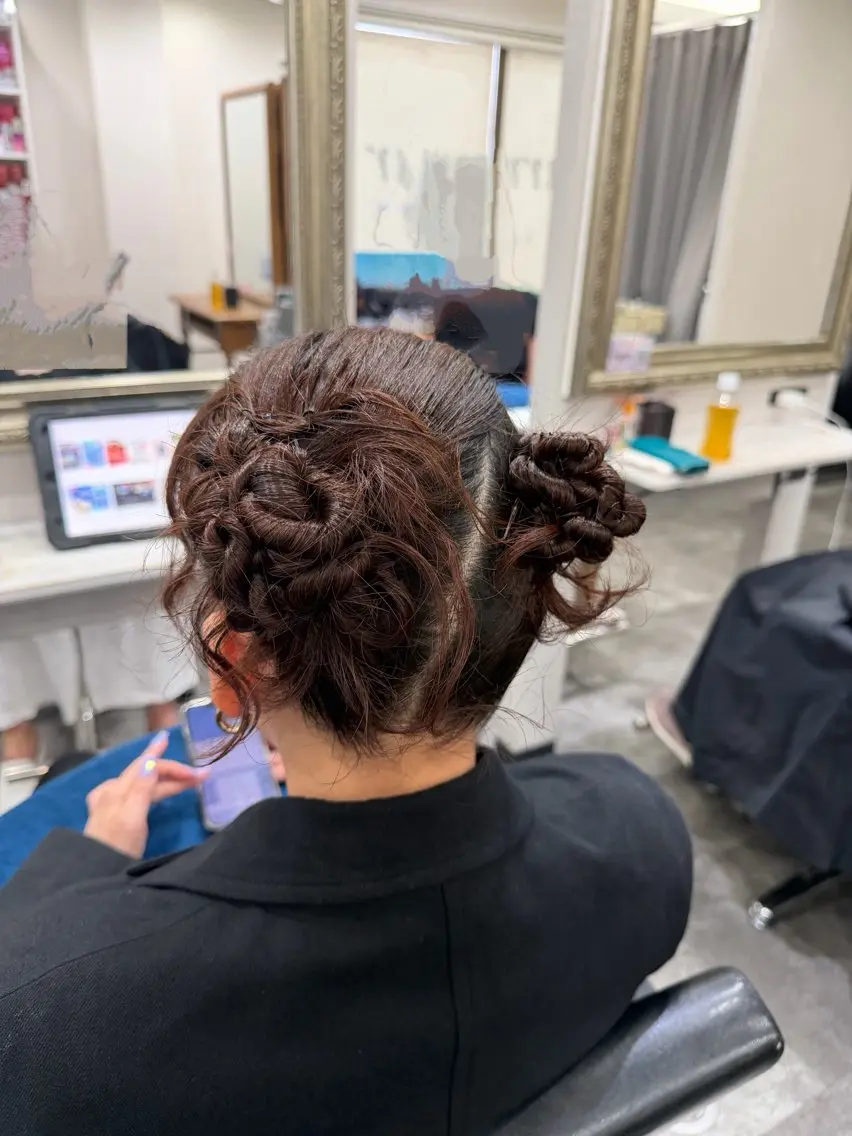 ロング パーマ ヘアアレンジ 籾木 美優のヘアスタイル