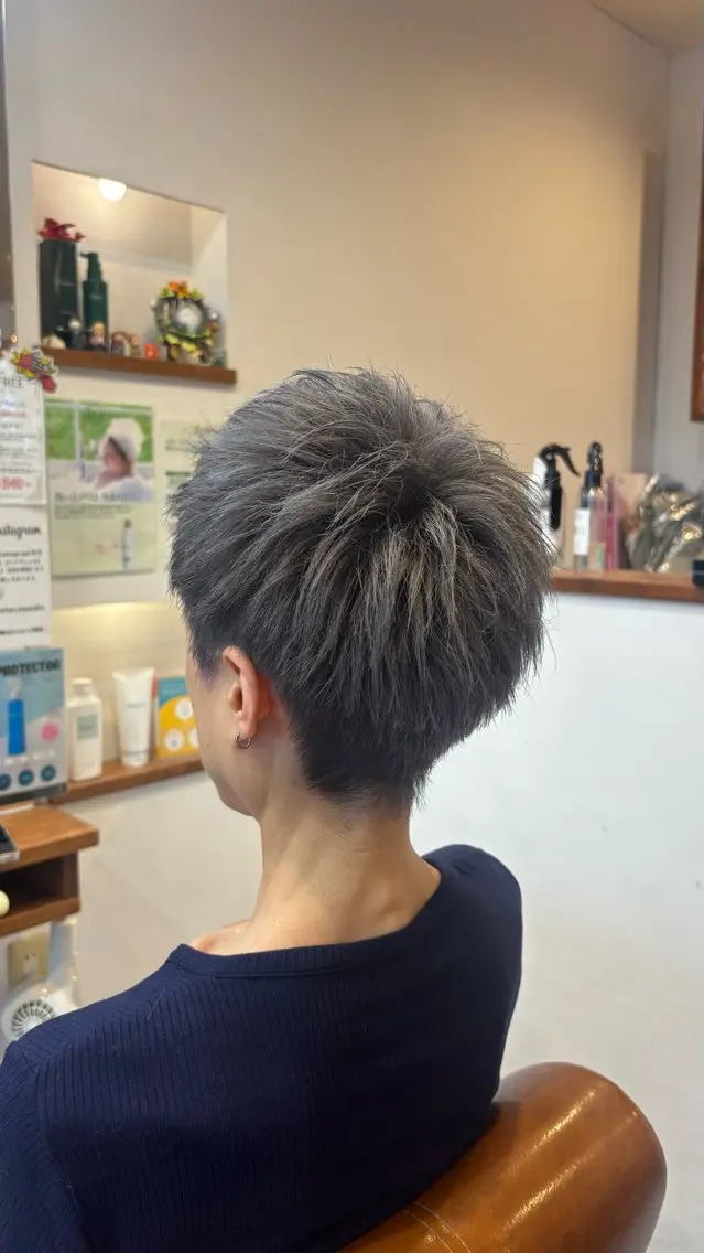 ダブルカラー + 艶トリートメント🫧の写真