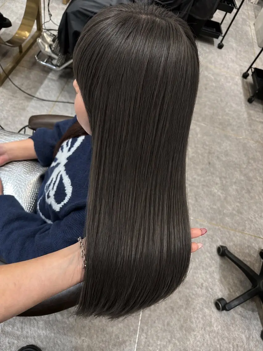 ロング カラー 透明感カラー グレージュ オレンジ 縮毛矯正 ヘアカラー ♡Aira♡Lond /レイヤー/縮毛のヘアスタイル