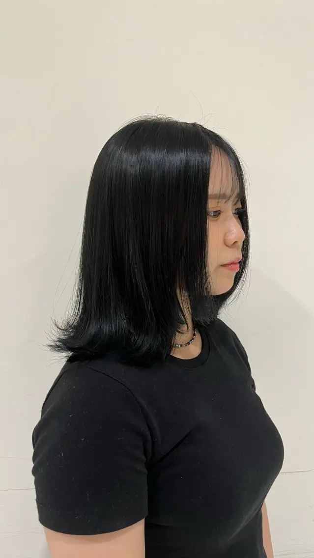 セミロング カラー 黒髪 ブルーカラー ブルーブラック パーマ/パーマモデル /長久手/フウカのヘアスタイル