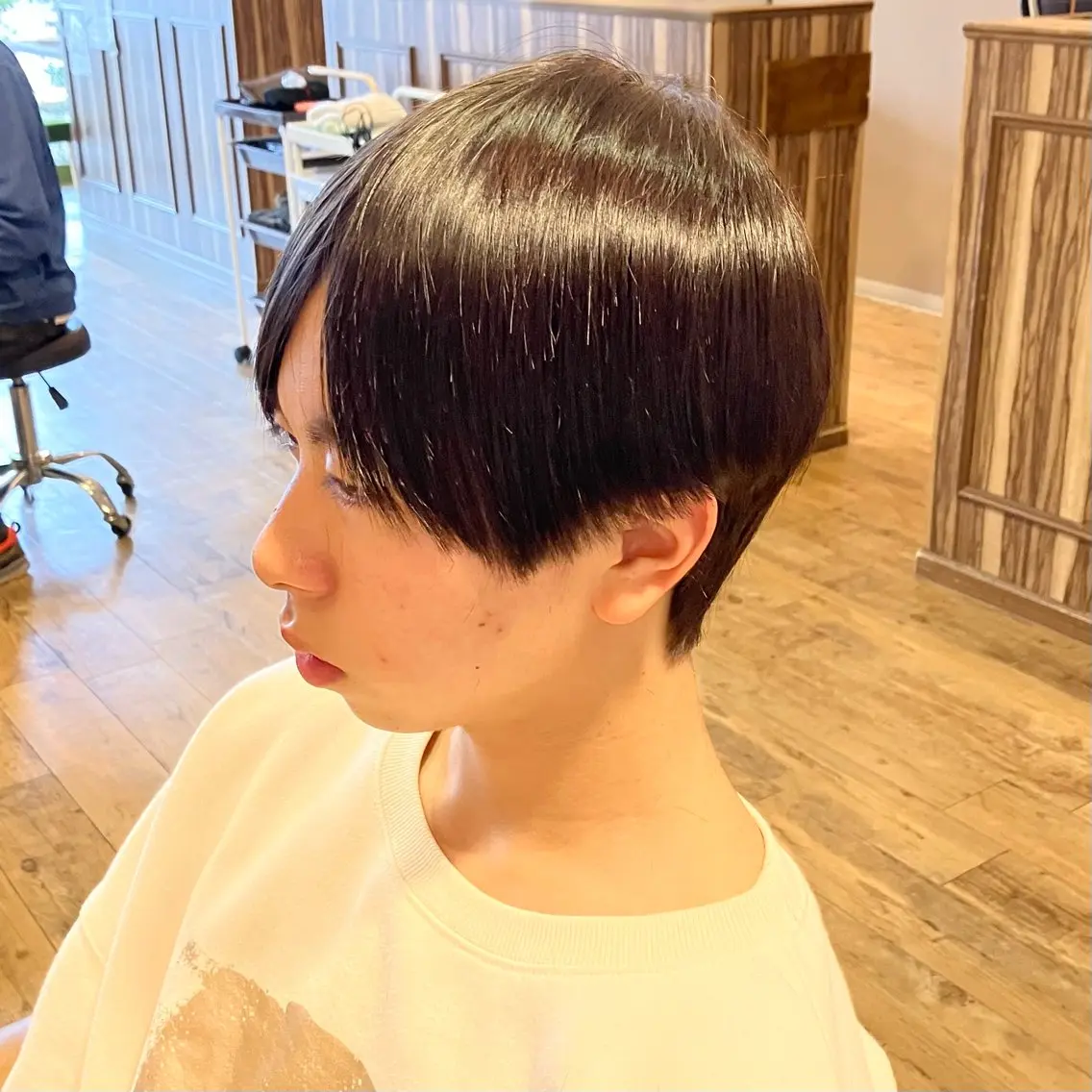 ショート メンズ マッシュウルフ マッシュ メンズウルフカット ウルフカット カット 縮毛矯正 森田 研司のヘアスタイル