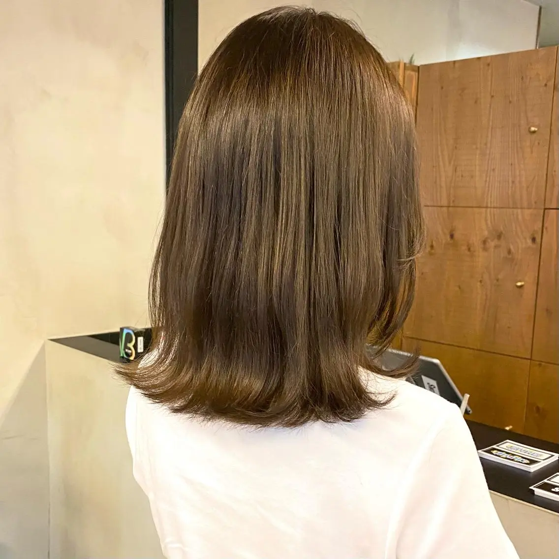 ミディアム カラー パーマ ヘアアレンジ メンズ キッズ ネイル マツエク・マツパ ブラウン 前川 朋香のヘアスタイル