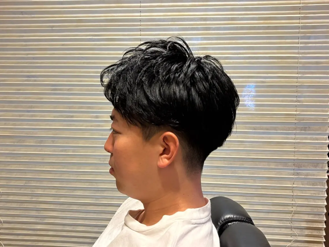 ショート メンズ✂️レディス 岩井勇磨のヘアスタイル