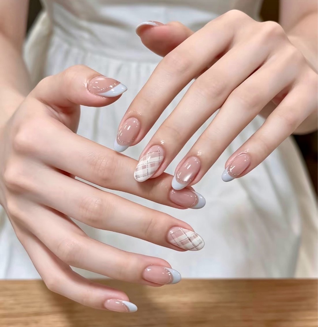ネイル ボルドー ブラウン フットネイル フレンチネイル グラデーション ハンドネイル Lynn_ Nailのネイルデザイン