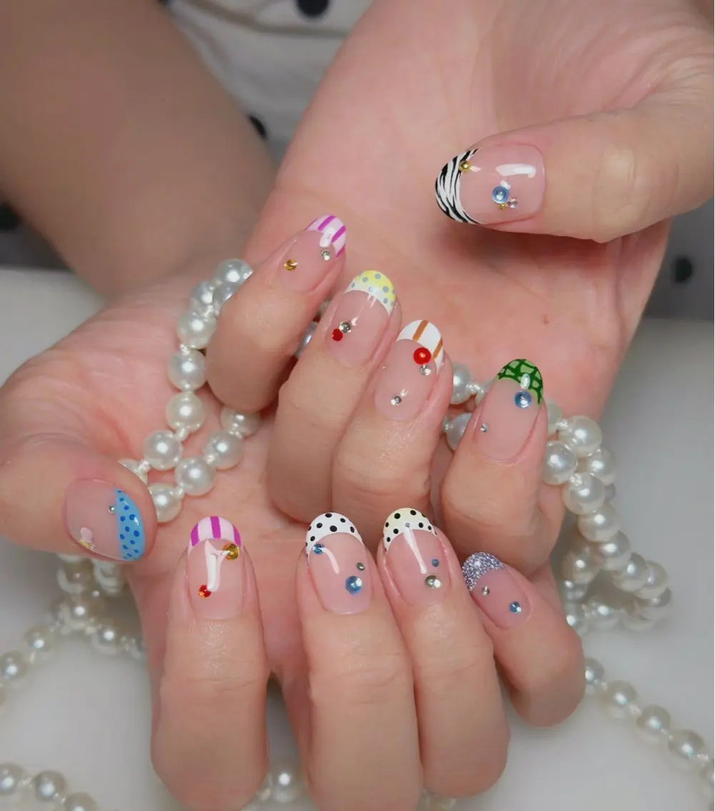 ネイル オーロラネイル 長さ出し フットネイル 韓国ネイル ラメ(グリッター) 👍thumbs up nail👍のネイルデザイン