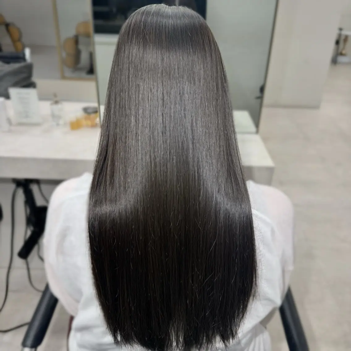 ロング カラー 韓国系💌艶カラ ー🧚🏻IKUMIのヘアスタイル