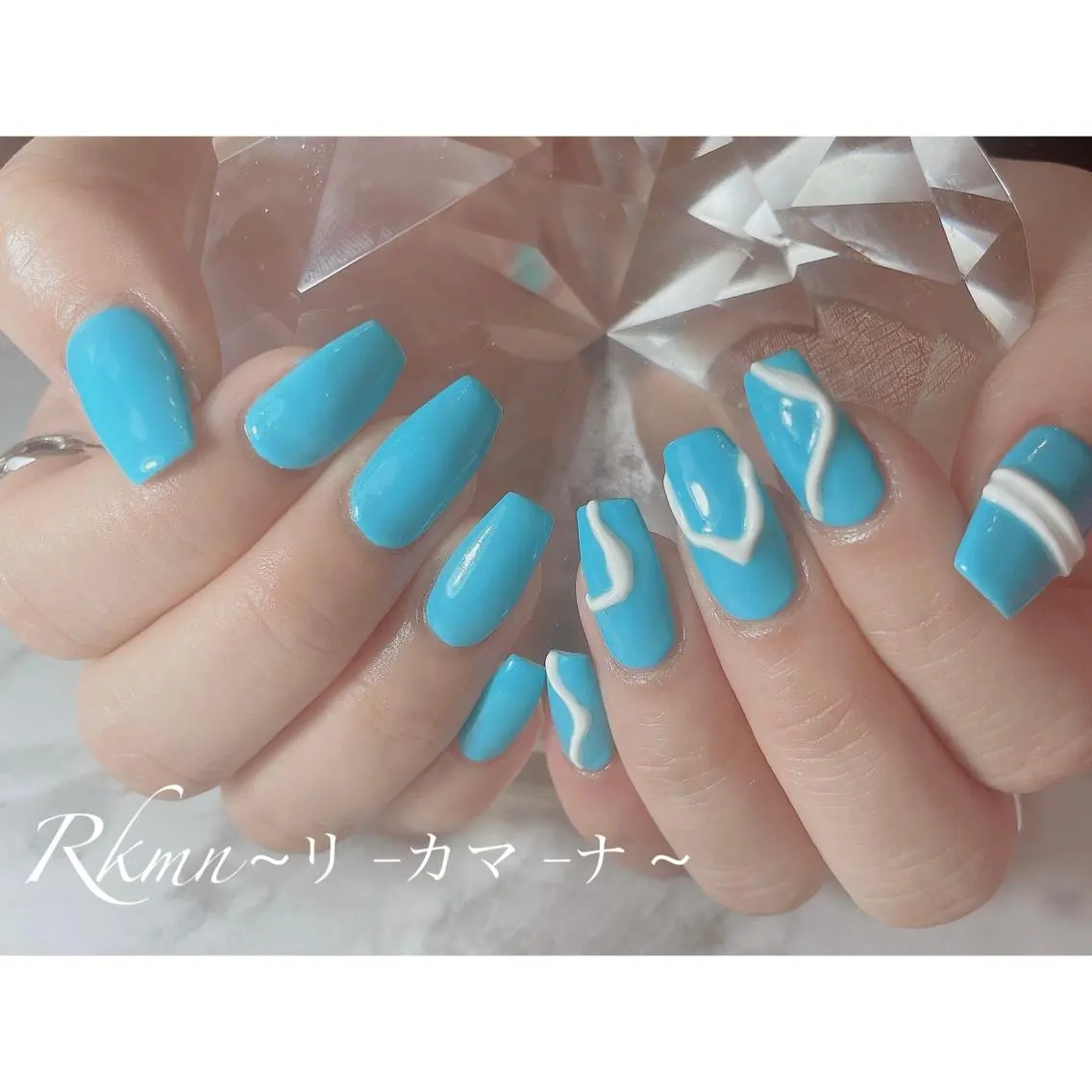 ネイル アートネイル 水色 ニュアンスネイル 春ネイル スクエアネイル ハンドネイル フットネイル ハンドケア Rkmn ~リ-カマ-ナ~のネイルデザイン