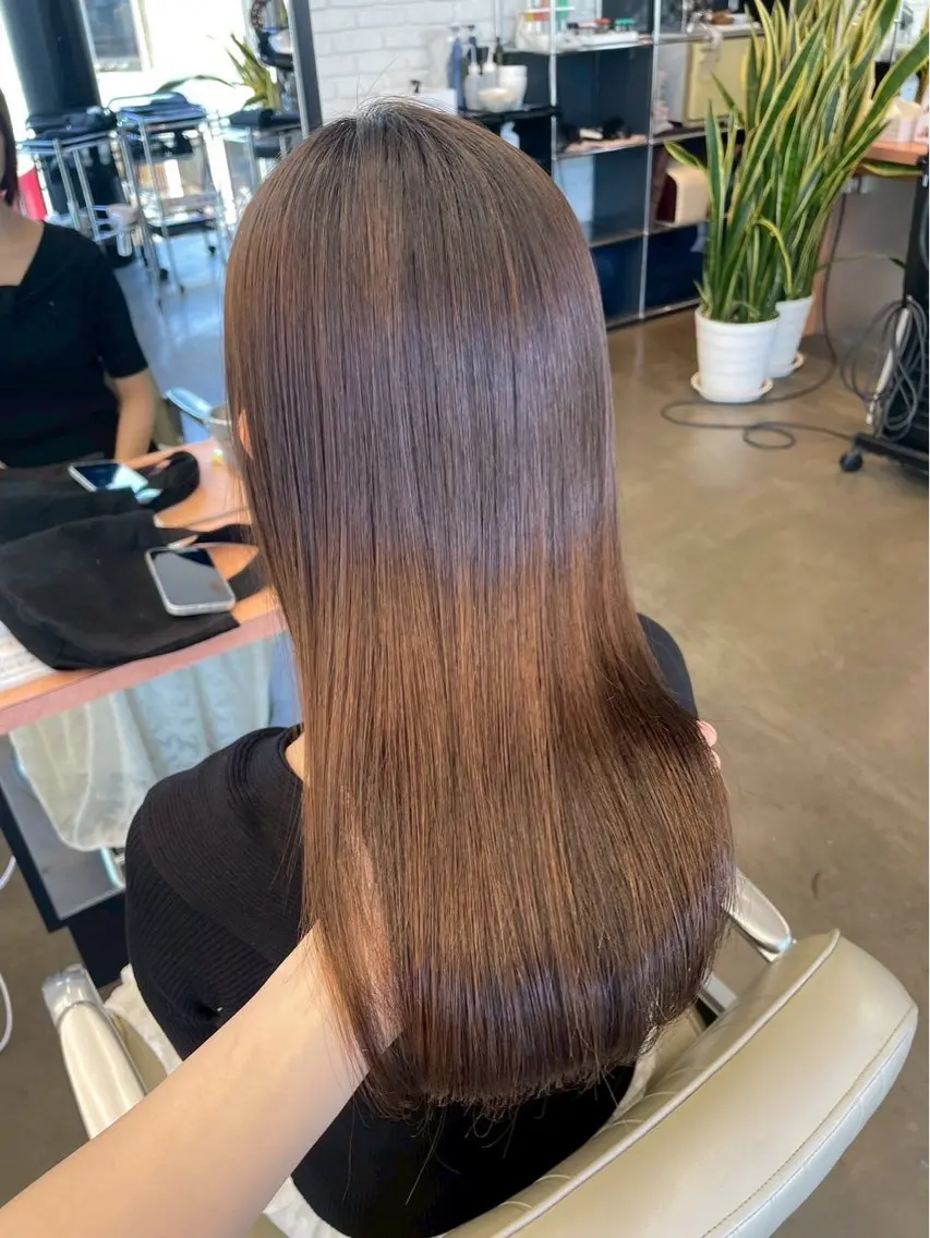 ロング たかしな けいなのヘアスタイル