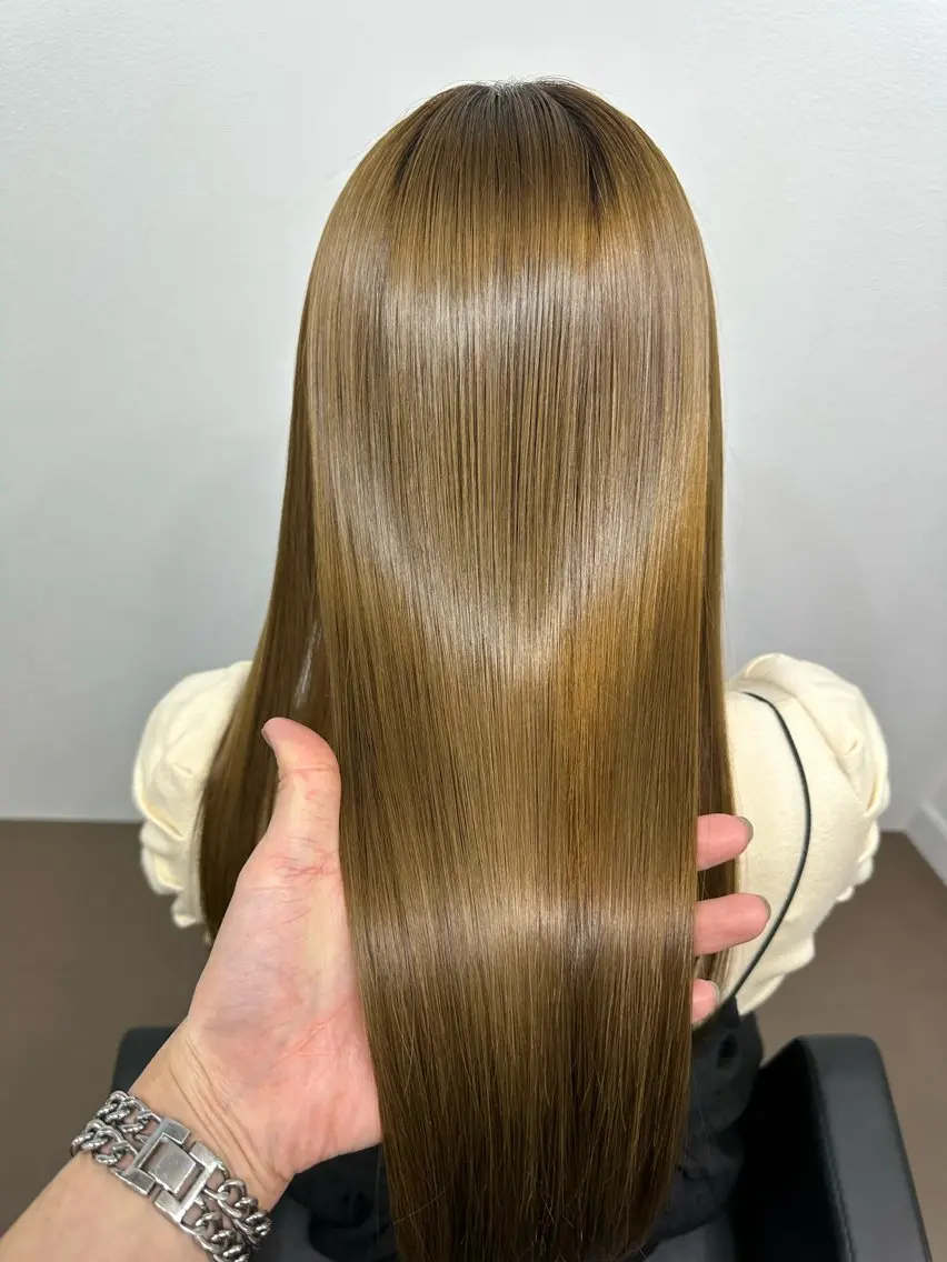 ロング カラー ヘアカラー トリートメント 【ioe 岡本】 🎀NOKO🎀のヘアスタイル