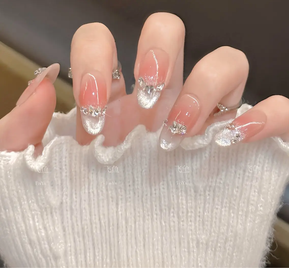 ネイル ハンドネイル MoonNail ユリ🌸のネイルデザイン