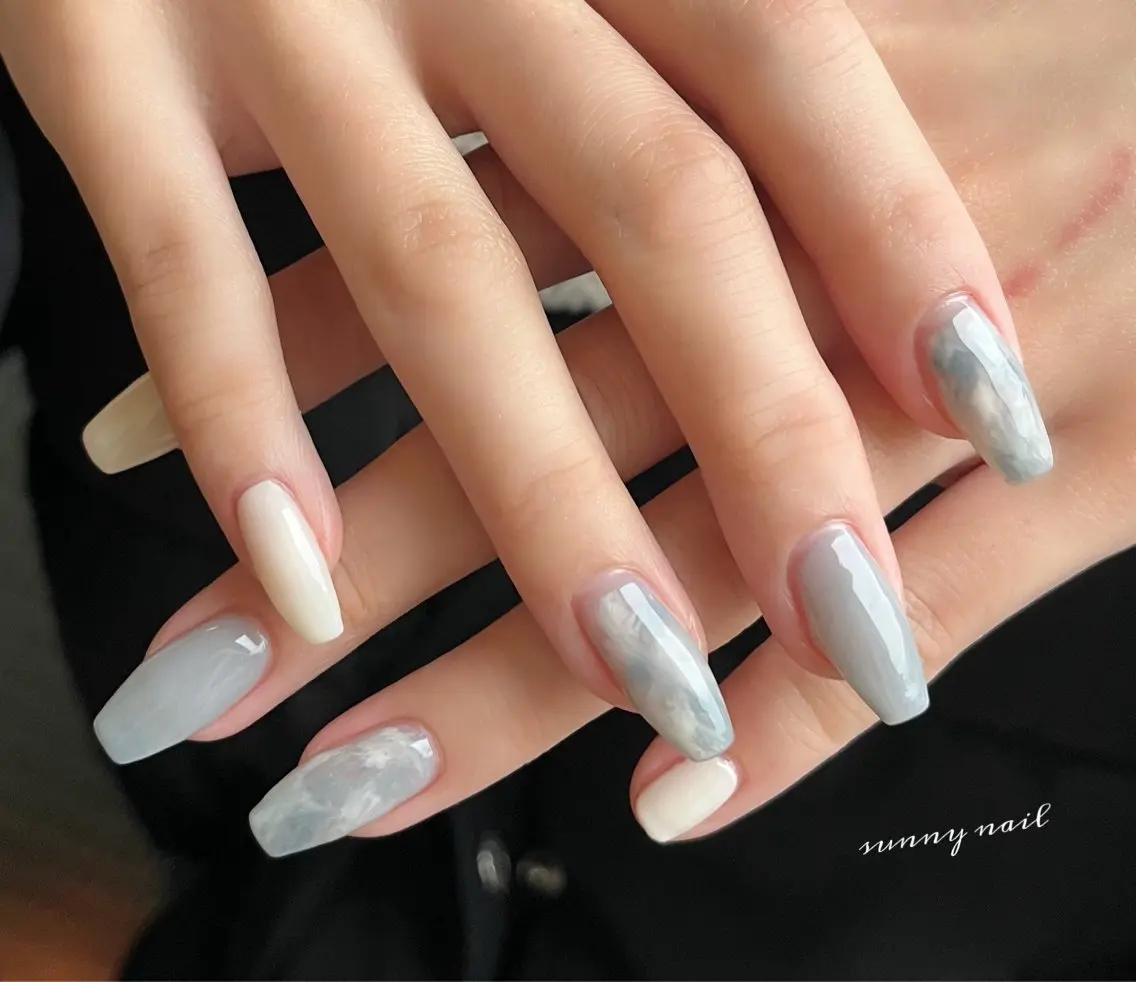 ネイル ジェルネイル 大理石ネイル(マーブル) ニュアンスネイル パラジェル sunny nailのネイルデザイン