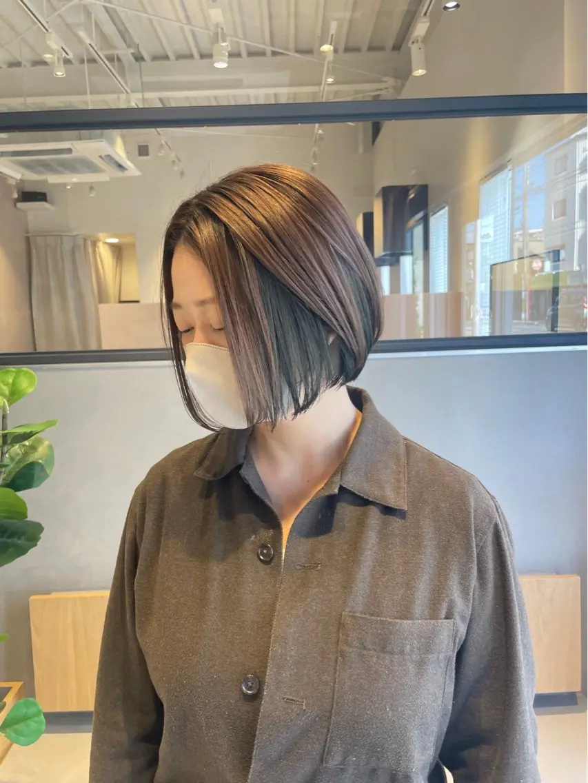 ショート カラー 城間 晴人のヘアスタイル