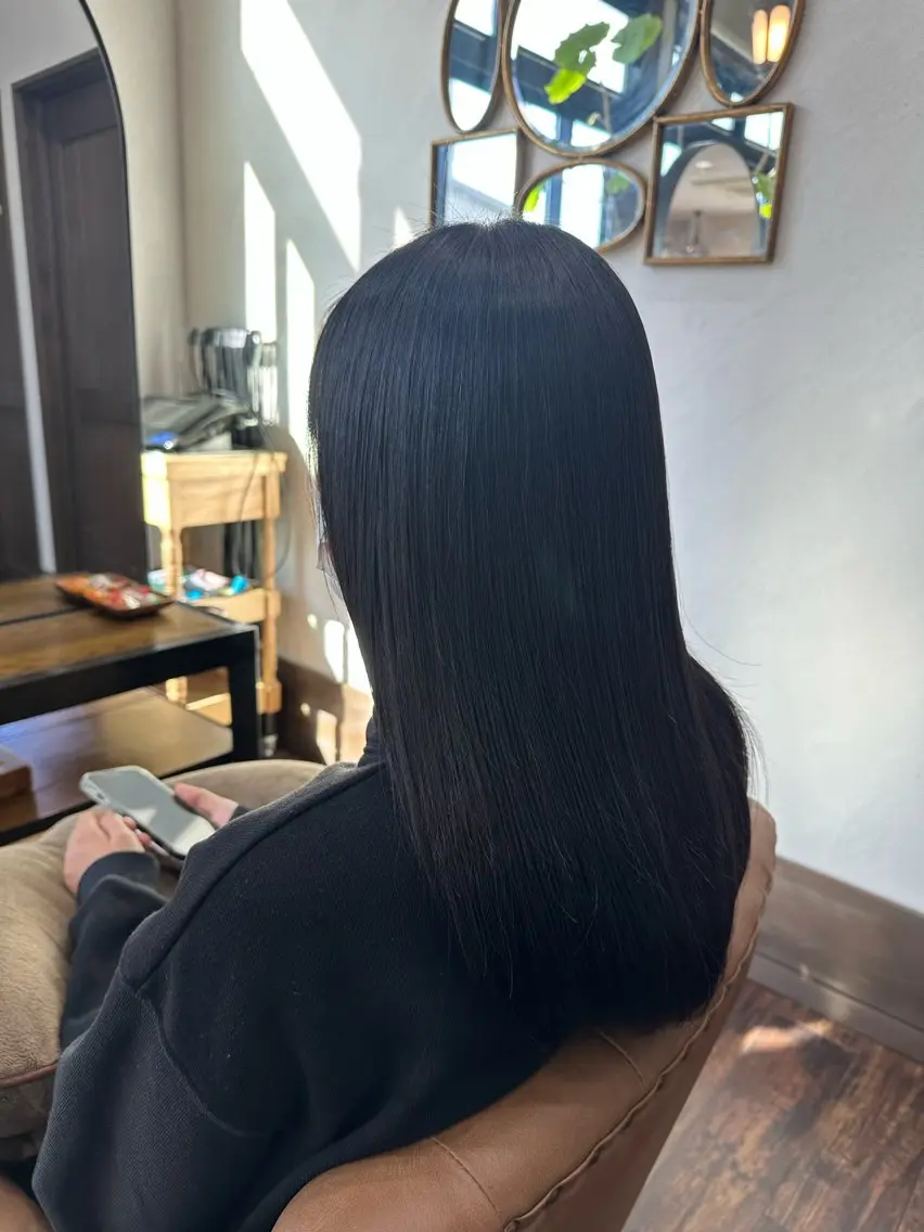 レディースカット+縮毛矯正の写真