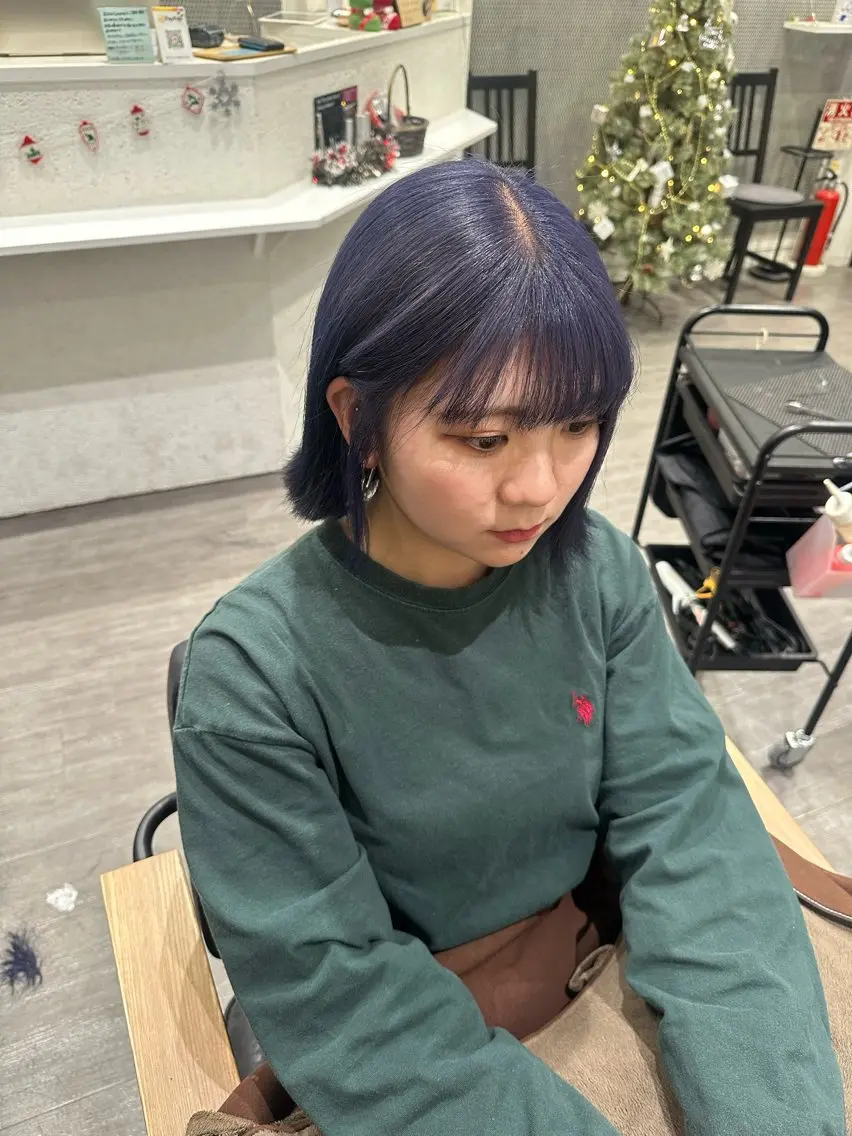 ミディアム カラー ブルーカラー ラベンダーカラー カット ヘアカラー トリートメント 艶髪レイヤー上田 紗也🇰🇷💗のヘアスタイル