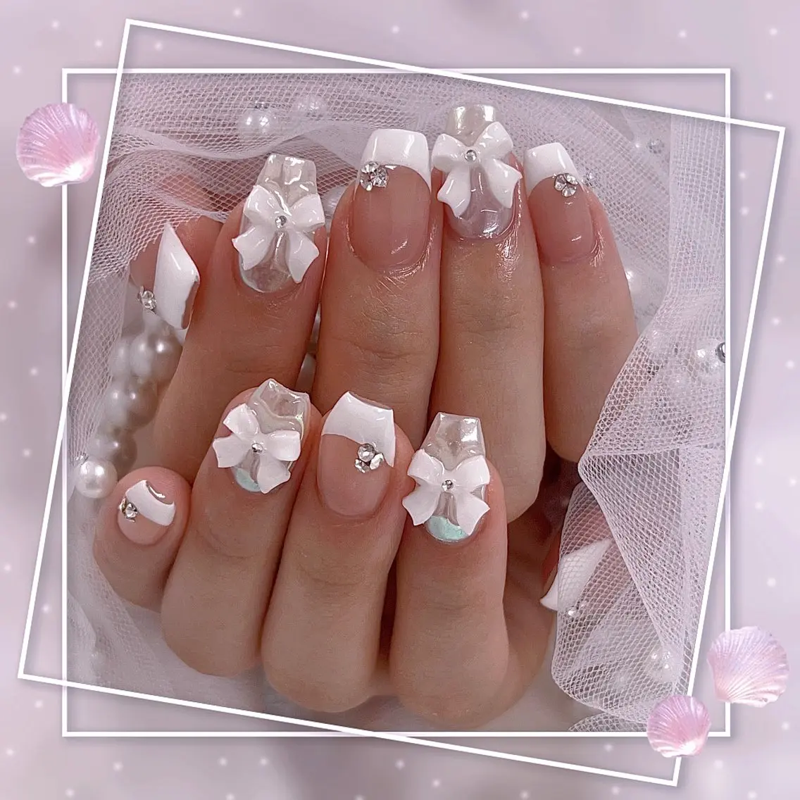 ネイル フレンチネイル グラデーション キラキラネイル 韓国ネイル マグネットネイル ハンドネイル Chill Nailsalonのネイルデザイン