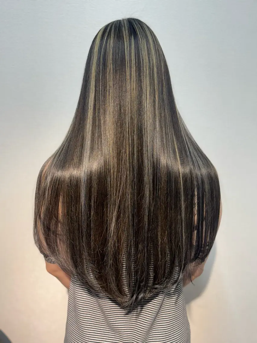 ロング ヘアカラー 飯富 信二のヘアスタイル