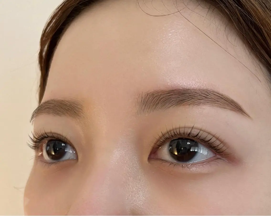 【初回】美眉毛+まつげパーマ(メーテル・C・L・Uカールの写真