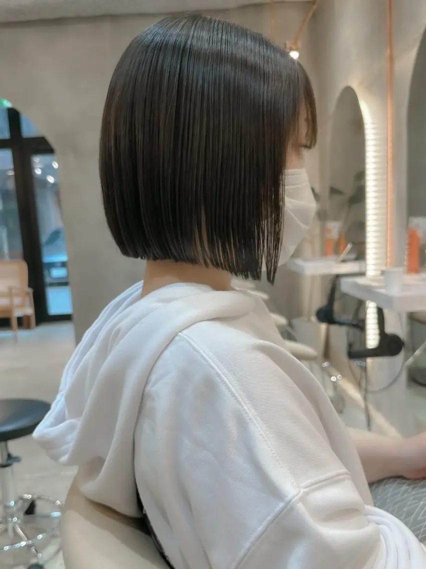 ショート カラー カット ヘアカラー トリートメント ボブ/ショート/ 縮毛矯正⚜️工藤昴のヘアスタイル