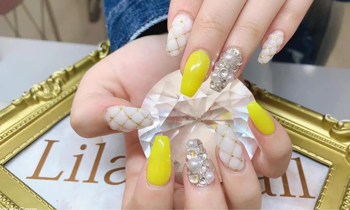 ネイル 入学式 ジェルネイル ハードジェル キラキラネイル ラメ(グリッター) Lilas Nailのネイルデザイン