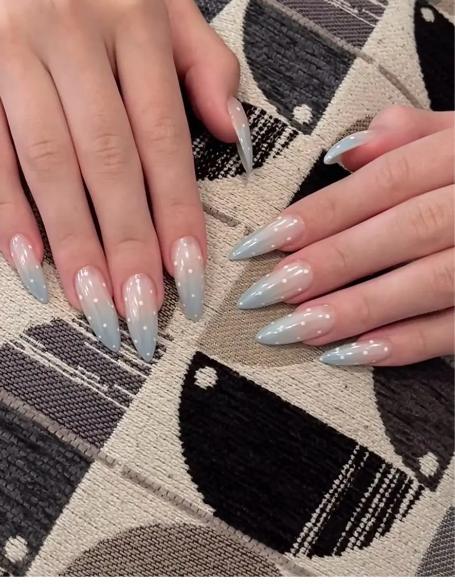 ネイル フレンチネイル キラキラネイル 韓国ネイル シンプルネイル ワンホンネイル ハンドネイル MEI Nailのネイルデザイン