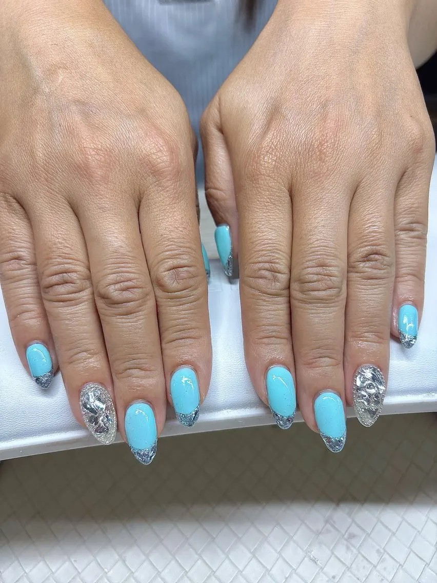 ネイル ブルー 水色 ハンドネイル Rei / U.NI nailのネイルデザイン