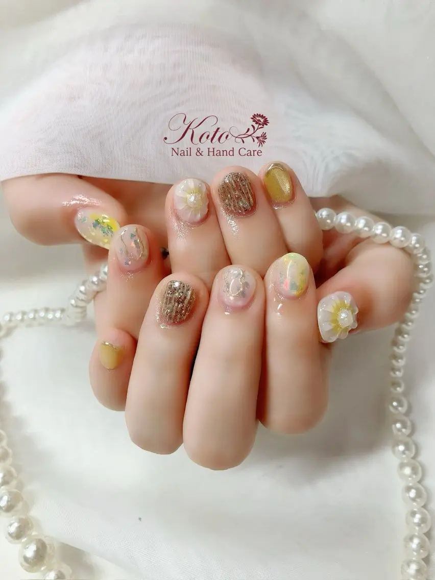 ネイル 長さ出し ジェルネイル 持ち込み ニュアンスネイル 赤色 ハンドネイル Nail Salon KOTOのネイルデザイン