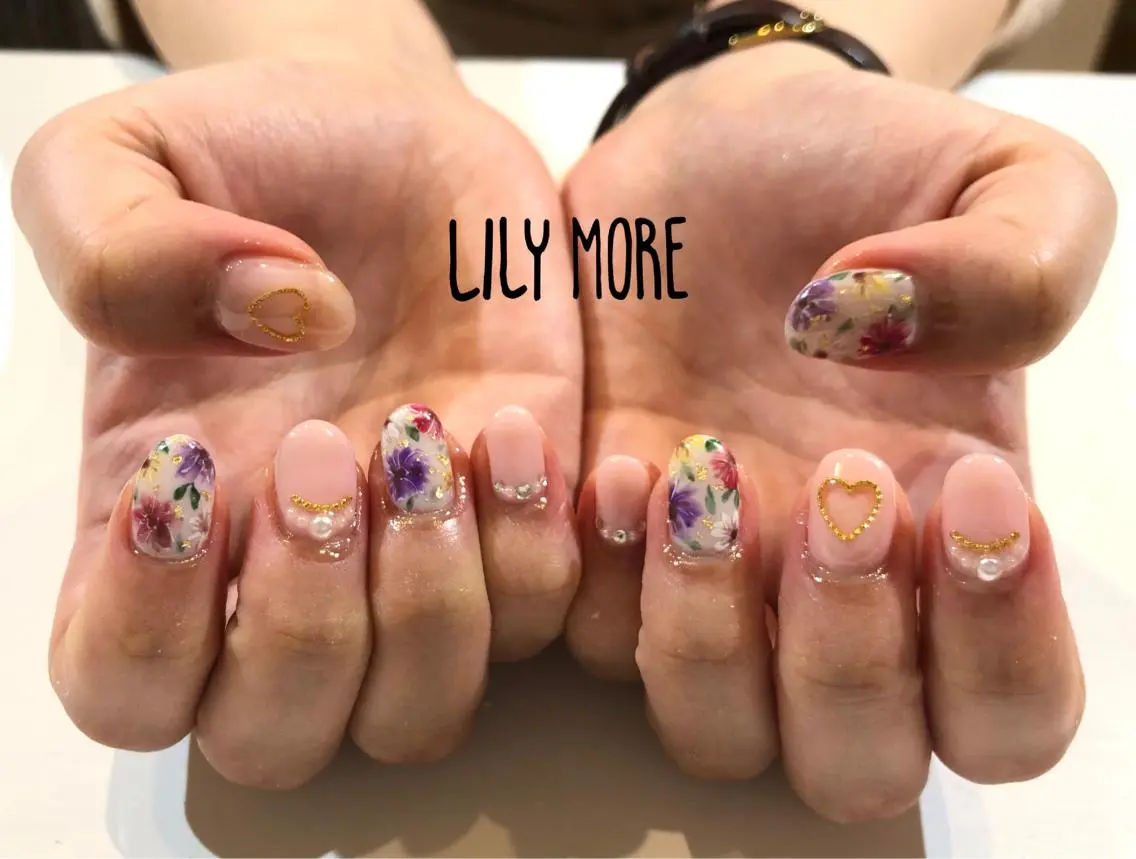 ネイル フラワーネイル Lily closetのネイルデザイン
