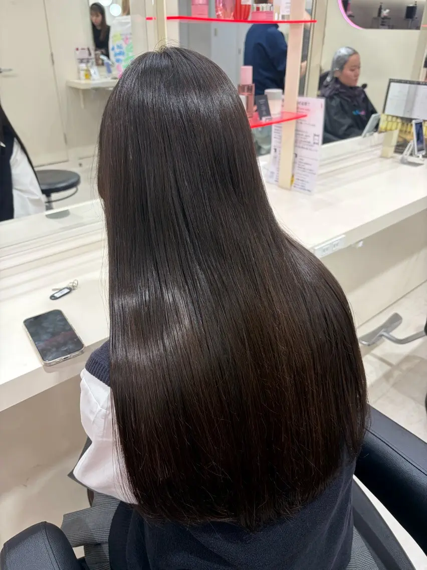 ロング カラー ヘアカラー 野口 楓華のヘアスタイル