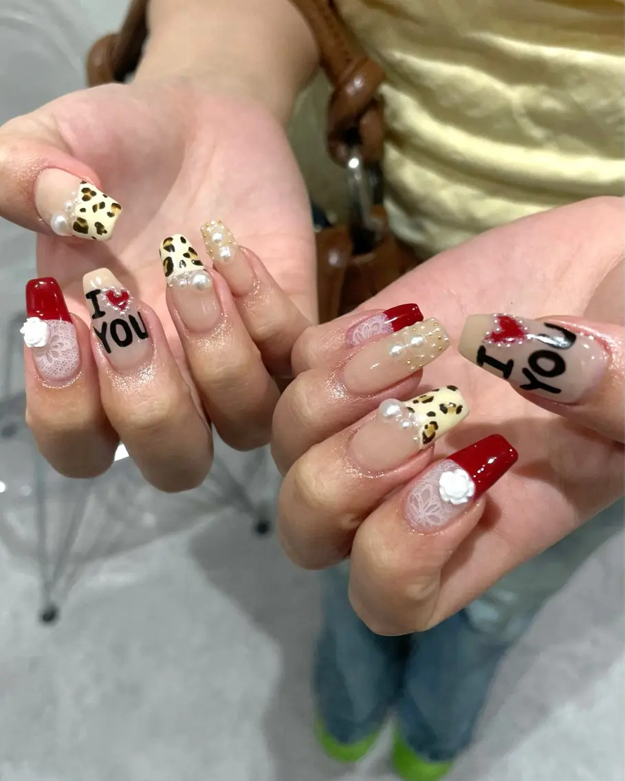 【ジェル(自爪)オフあり】 🩵10本アート👒🧁持ち込みデザインの写真