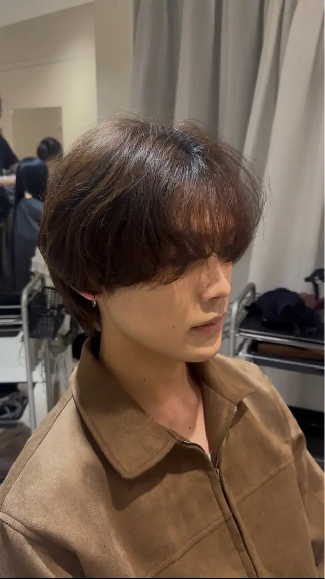 ショート CreBiA あきとのヘアスタイル