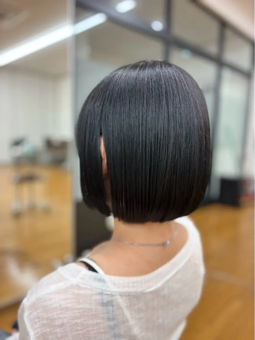 ショート う けんじょうのヘアスタイル