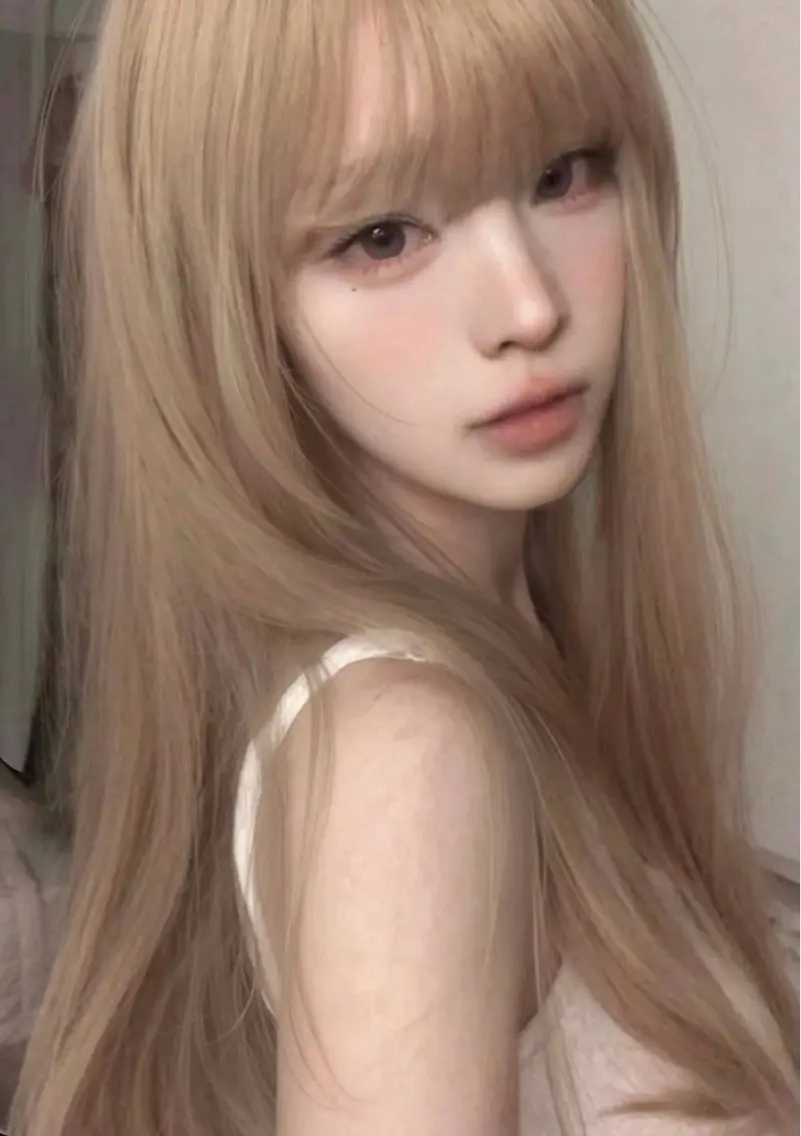 ロング カラー ブリーチ ダブルカラー ハイトーンカラー イルミナカラー ブリーチなしカラー ヘアカラー トリートメント 表参道/透明感カラー 韓国ヘア長田雄希のヘアスタイル