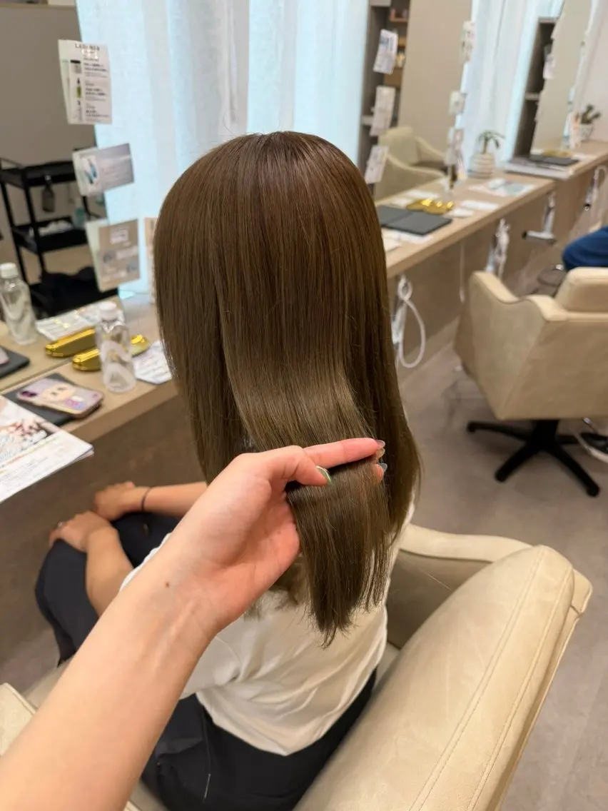 セミロング カラー ヘアカラー トリートメント りん/ハイトーン💖 🌈髪質改善✨️浜松のヘアスタイル