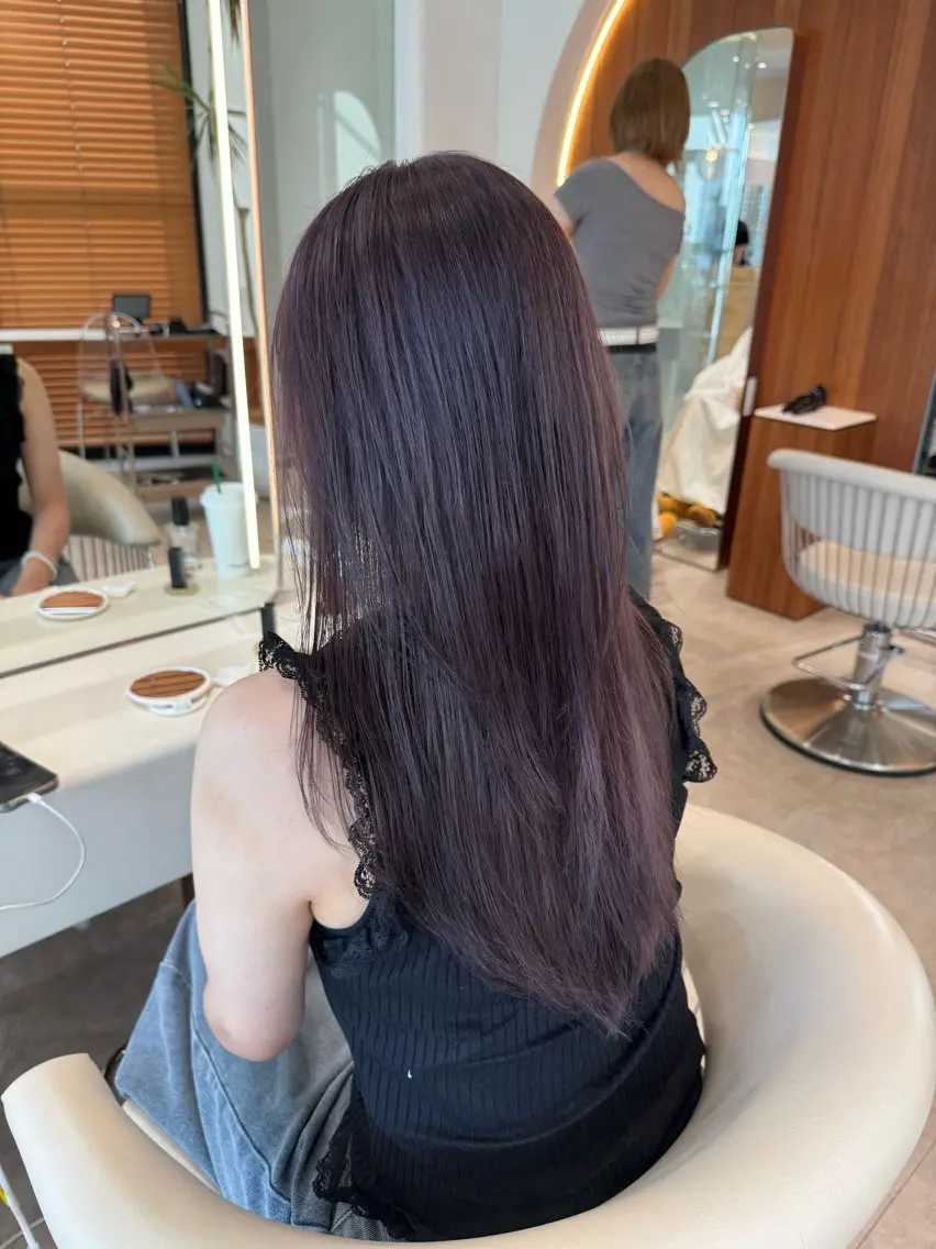 セミロング カラー 透明感カラー ラベンダーカラー 髪質改善 韓国風ヘア レイヤーカット カット ヘアカラー トリートメント ヘアセット 韓国レイヤー🇰🇷 韓国研修◎渋谷カイトのヘアスタイル
