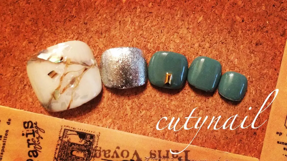ネイル フットネイル cuty nailのネイルデザイン