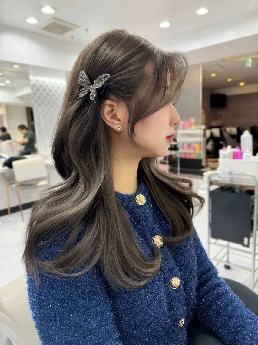 前髪カット+顔周りカット¥2200✨の写真