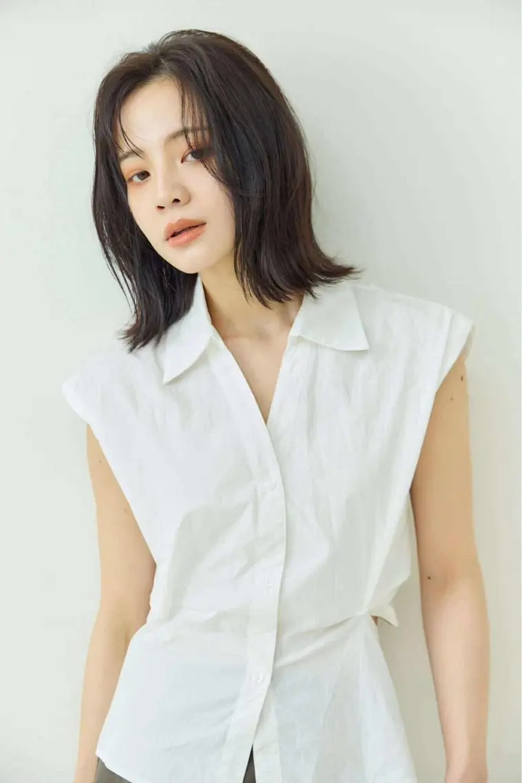 ミディアム カット 縮毛矯正 トリートメント attra アトラのヘアスタイル